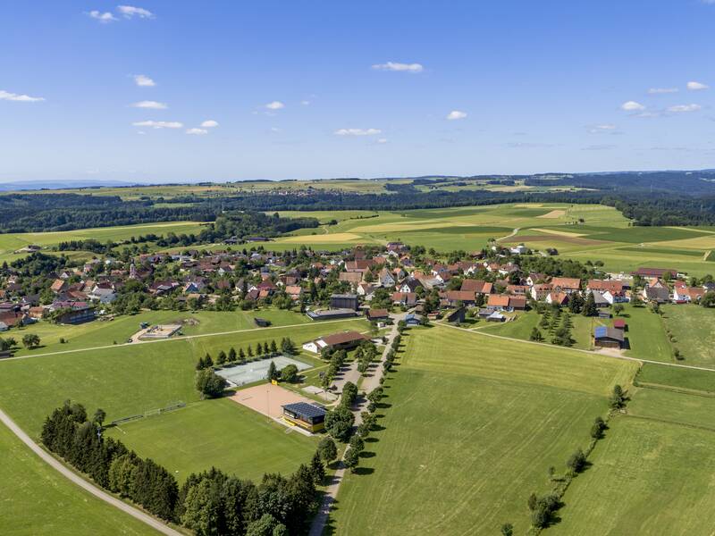 Luftbild des Ortsteiles Mundelfingen